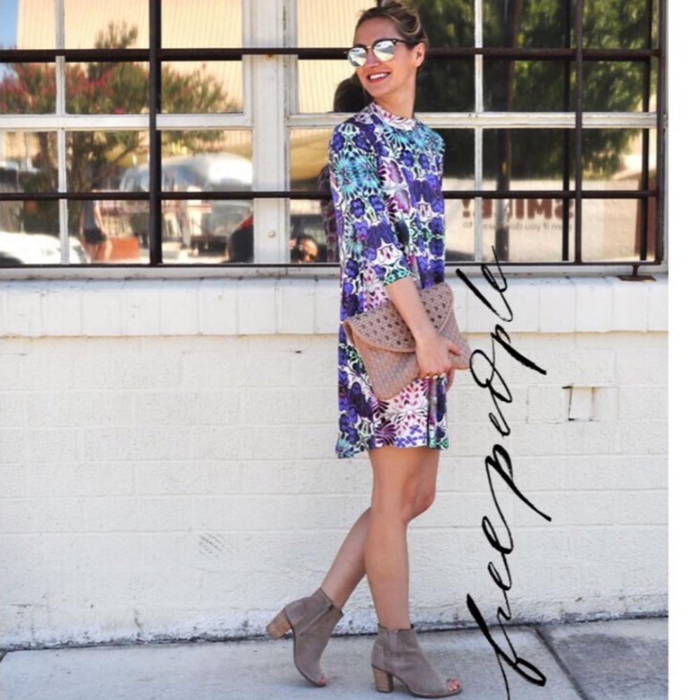 💥SALE💥FREE PEOPLE Fiesta White Floral Combo Dress - Picture 4 of 10